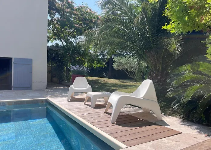 Charmante Confort Avec Piscine Jacou