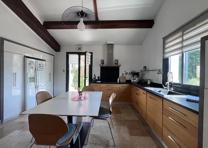 Charmante Confort Avec Piscine